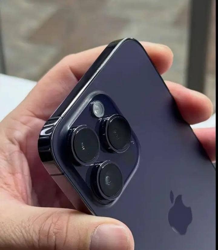 Apple iPhone 14 Pro Max 1