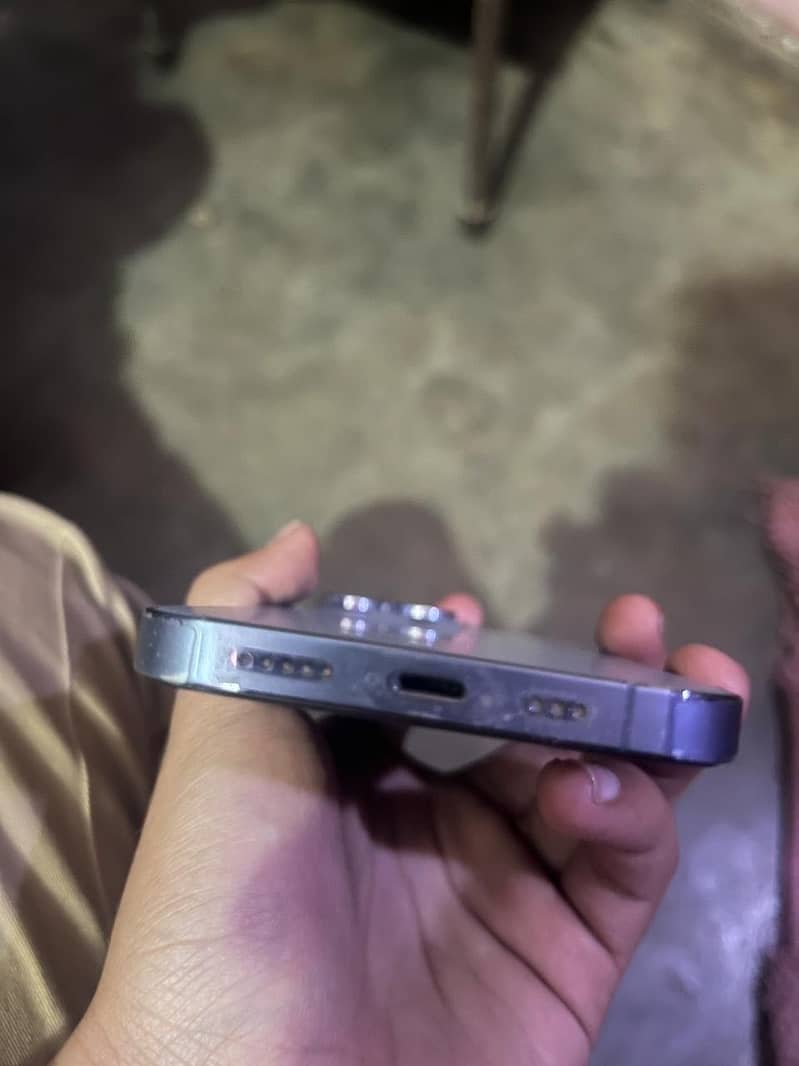 Apple iPhone 13 Pro 2