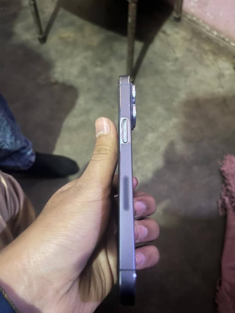 Apple iPhone 13 Pro 3