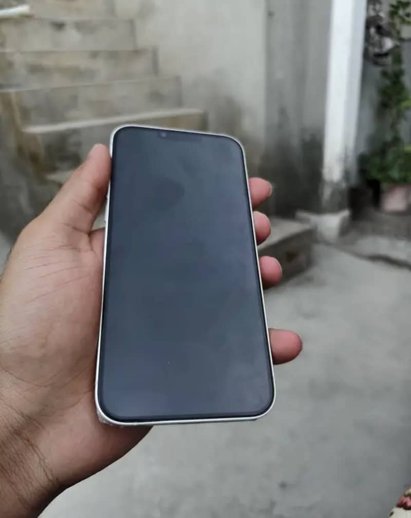 Apple iPhone 14 plus 3