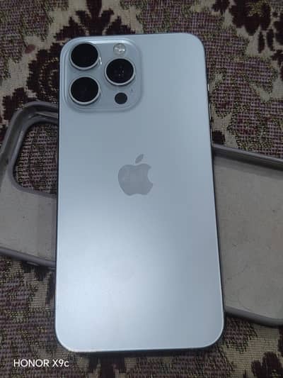 Apple iPhone 15  Pro Max