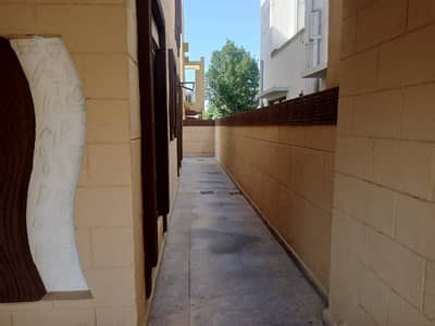 5 Marla Full House Available For RENT In Prime Location Of Bahria Town Lahore