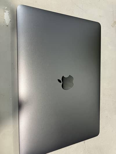 Apple MacBook 12-inch Retina Display (2015) — 8GB RAM / 500GB Storage