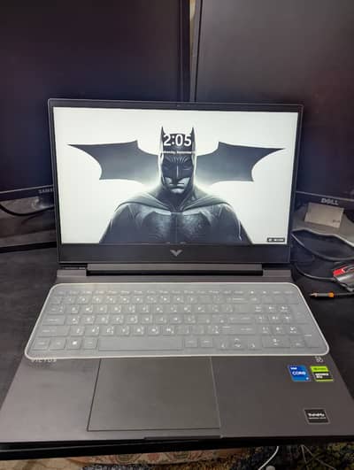 HP VICTUS 15 RTX 4050 6GB / scratch less device
