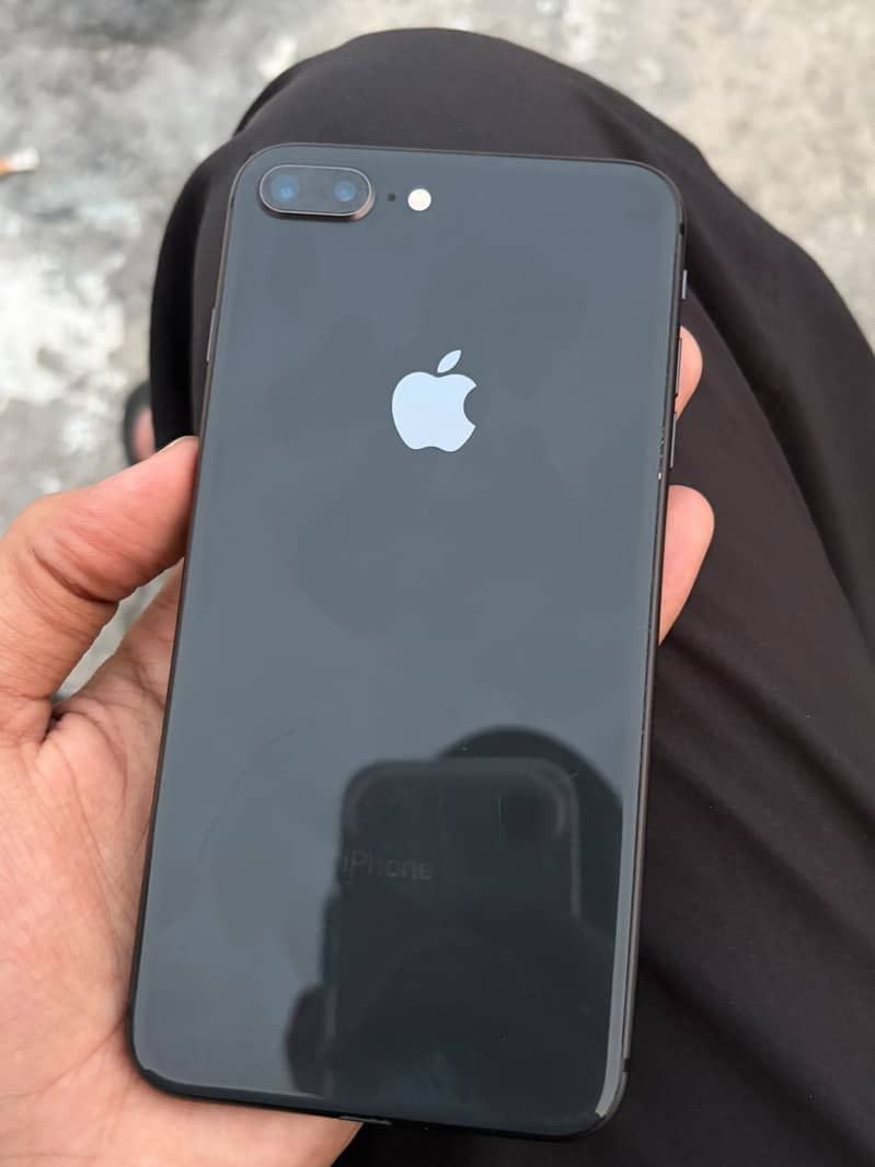 Apple iPhone 8 Plus 64gb 0