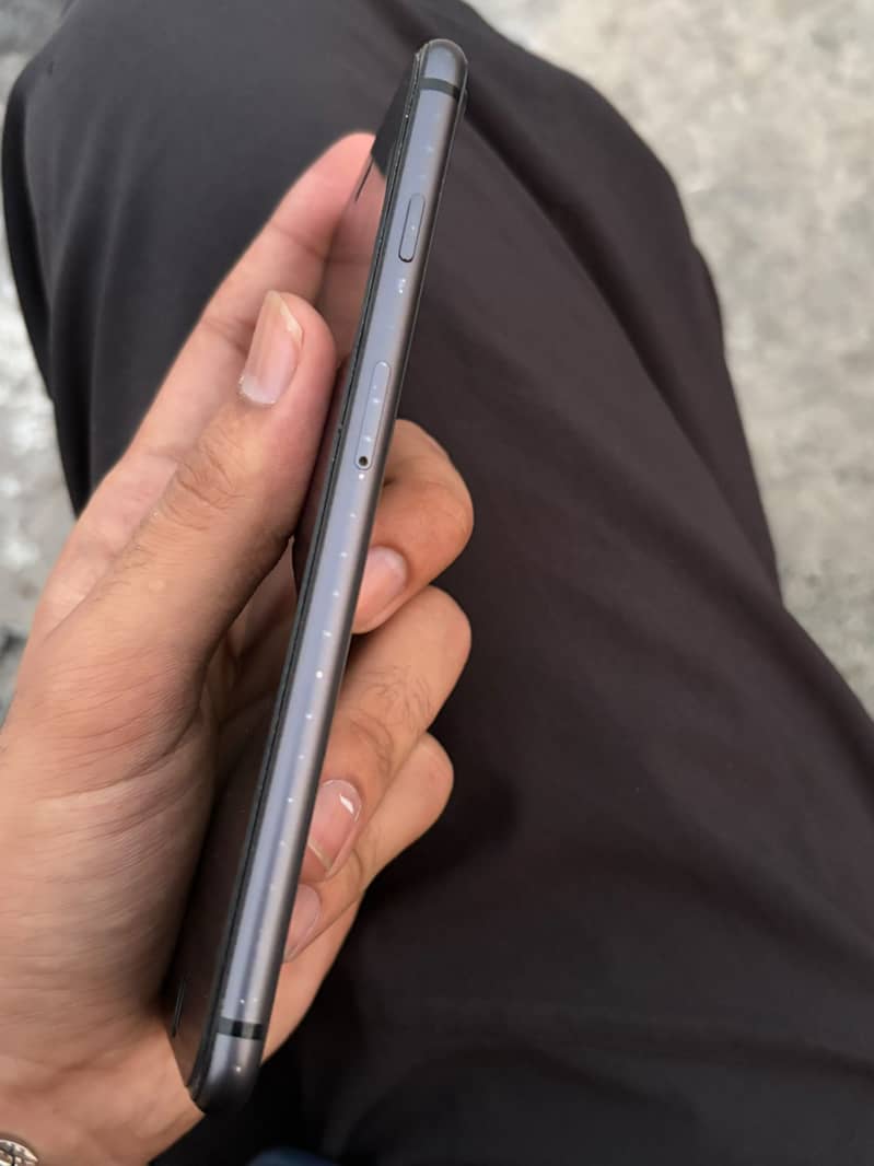 Apple iPhone 8 Plus 64gb 2