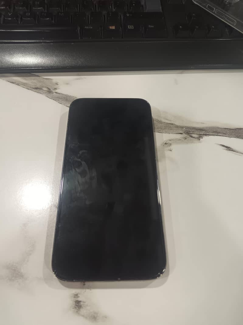 Apple iPhone 14 Pro Max 6