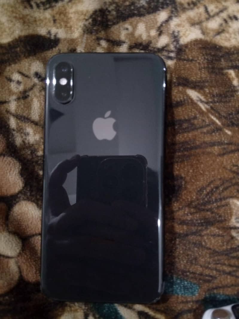 Apple iPhone XS 0