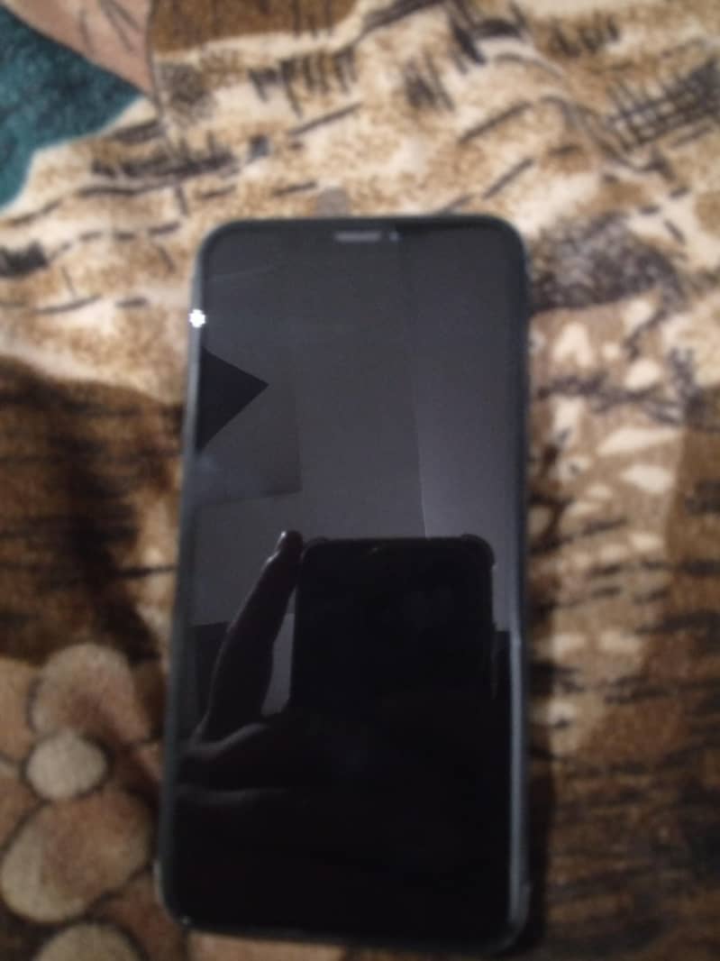Apple iPhone XS 5