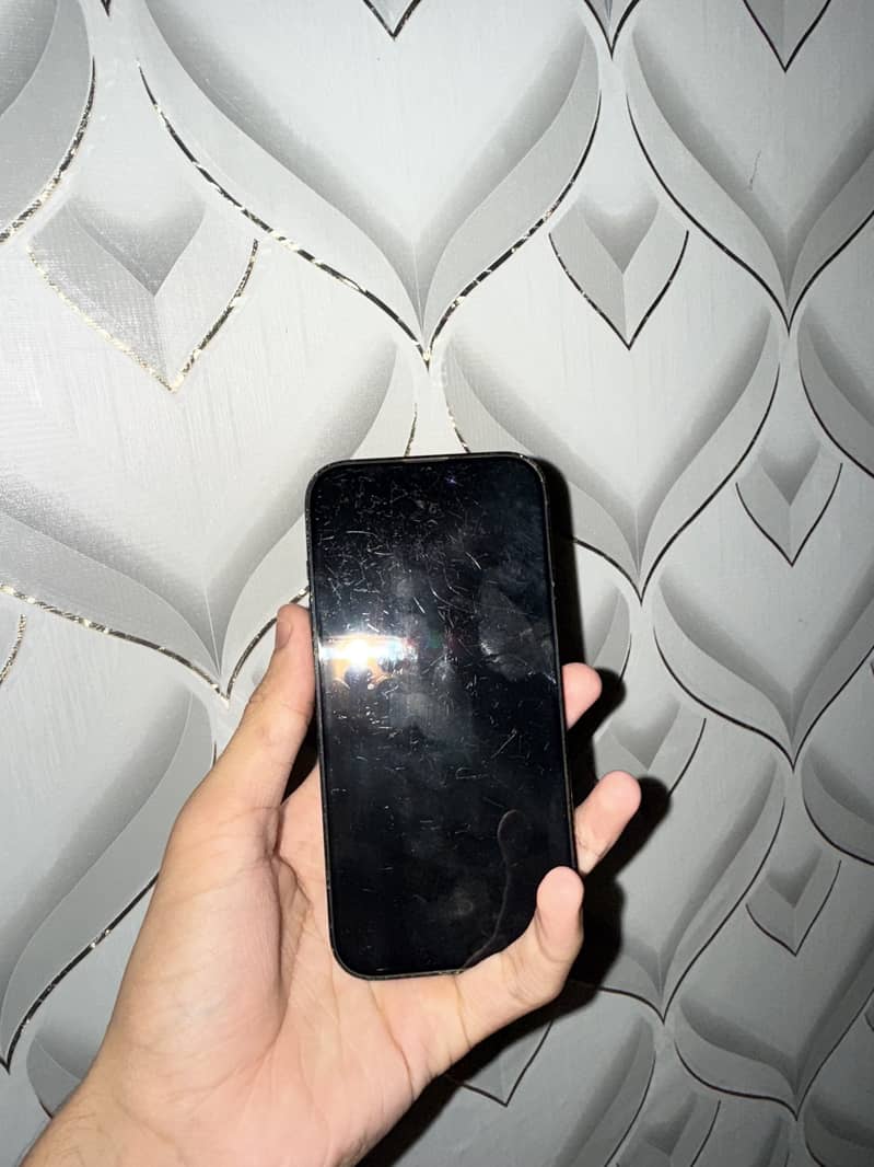 Apple iPhone 14 Pro 4