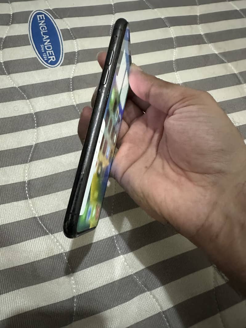 Apple iPhone X 0