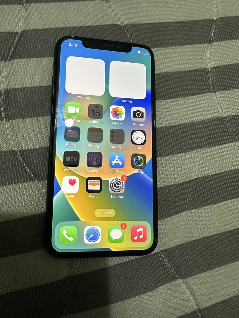 Apple iPhone X 6
