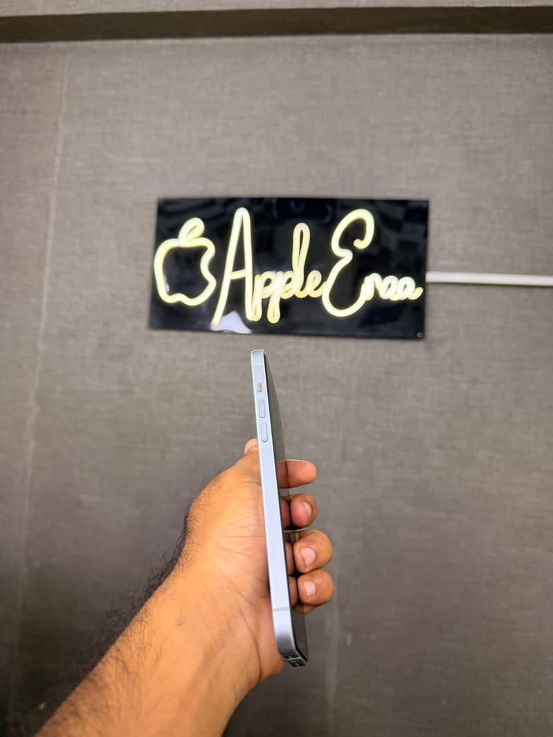 Apple iPhone 15 plus 2