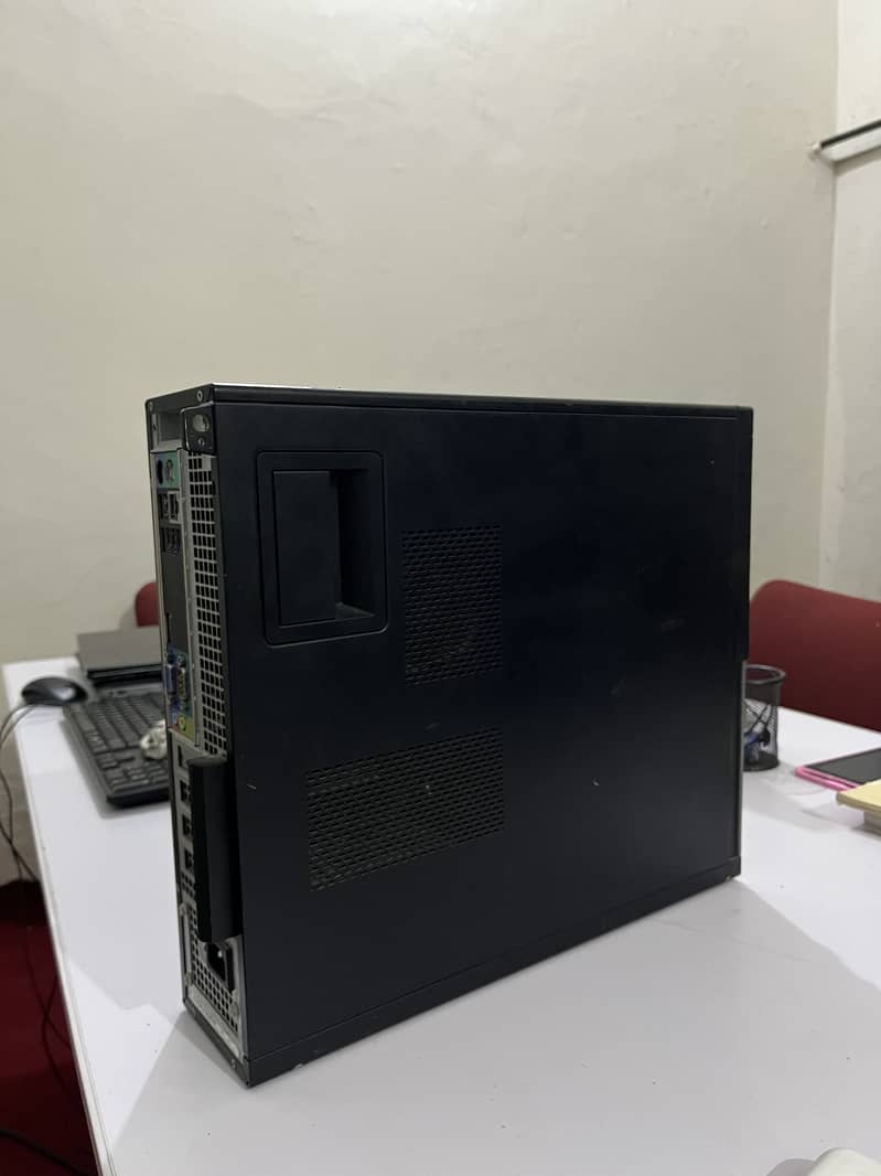 2 Complete PCs 16
