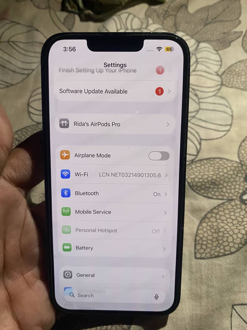 Apple iPhone 13 1
