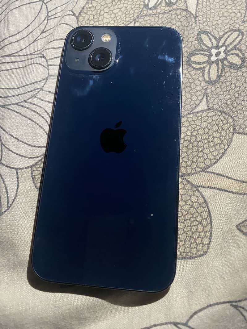 Apple iPhone 13 6