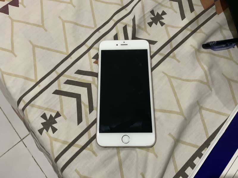 Apple iPhone 6S Plus 2