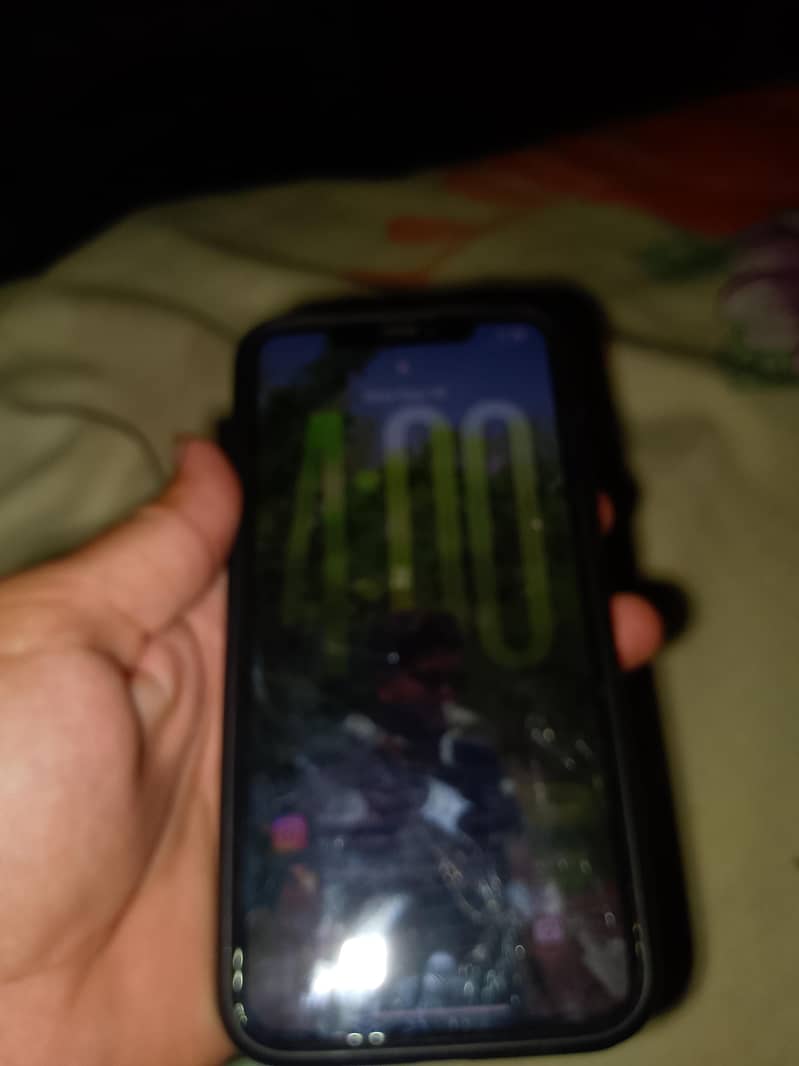 Apple iPhone 11 Pro Max 4