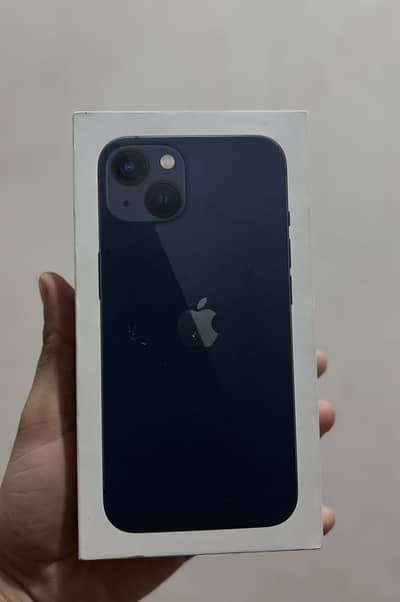 Apple iPhone 13
