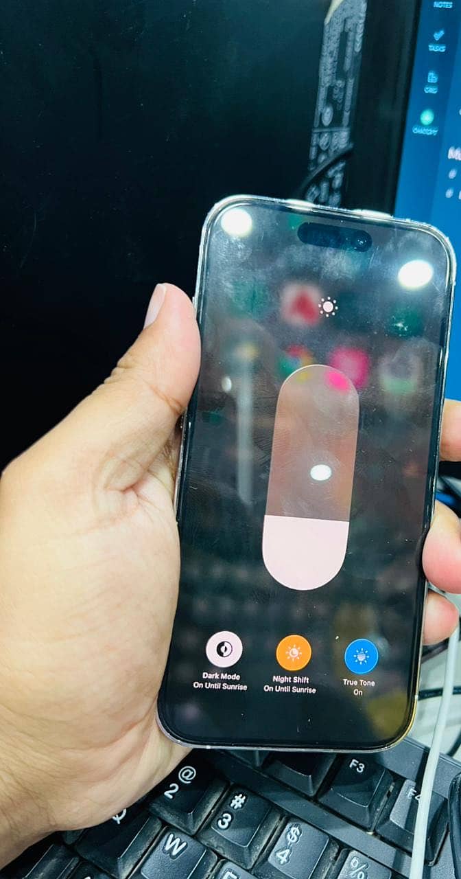 Apple iPhone 14 Pro 1