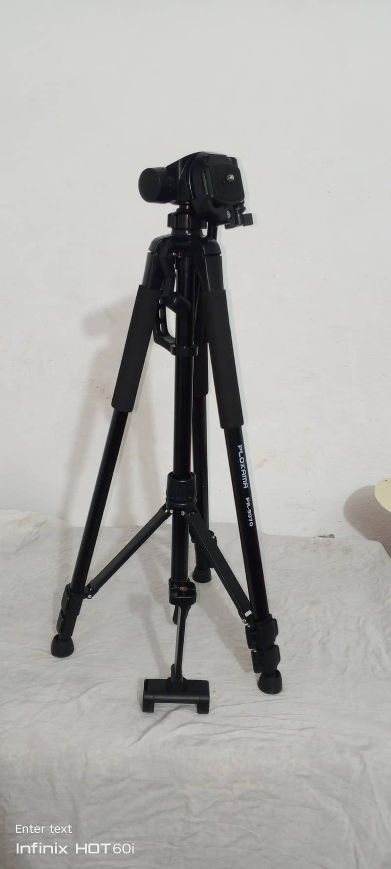 Canon 200D Full Vlogging Studio Setup - Mint Condition! 6