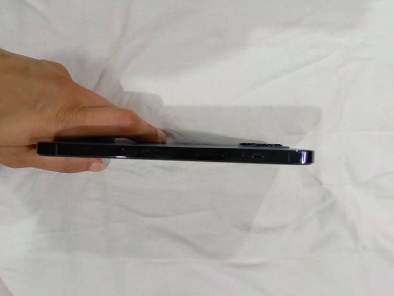 Apple iPhone 12 Pro Max 3