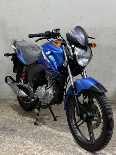 Suzuki gsxr 125cc 2023 model ( gixxer 125 )