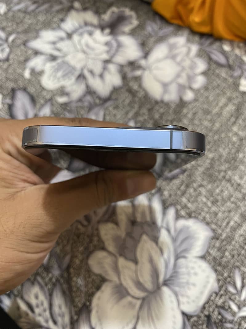 Apple iPhone 13 Pro 1