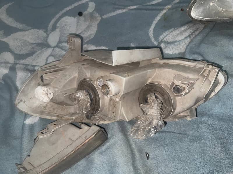 carolla headlights 1