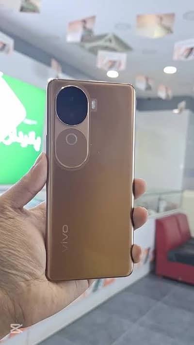 Vivo V40e