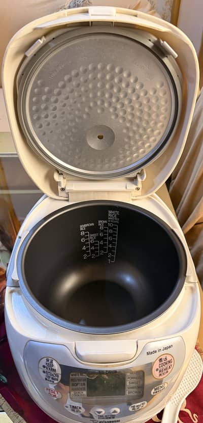  Zojirushi Neuro Fuzzy Rice Cooker — Made in Japan 