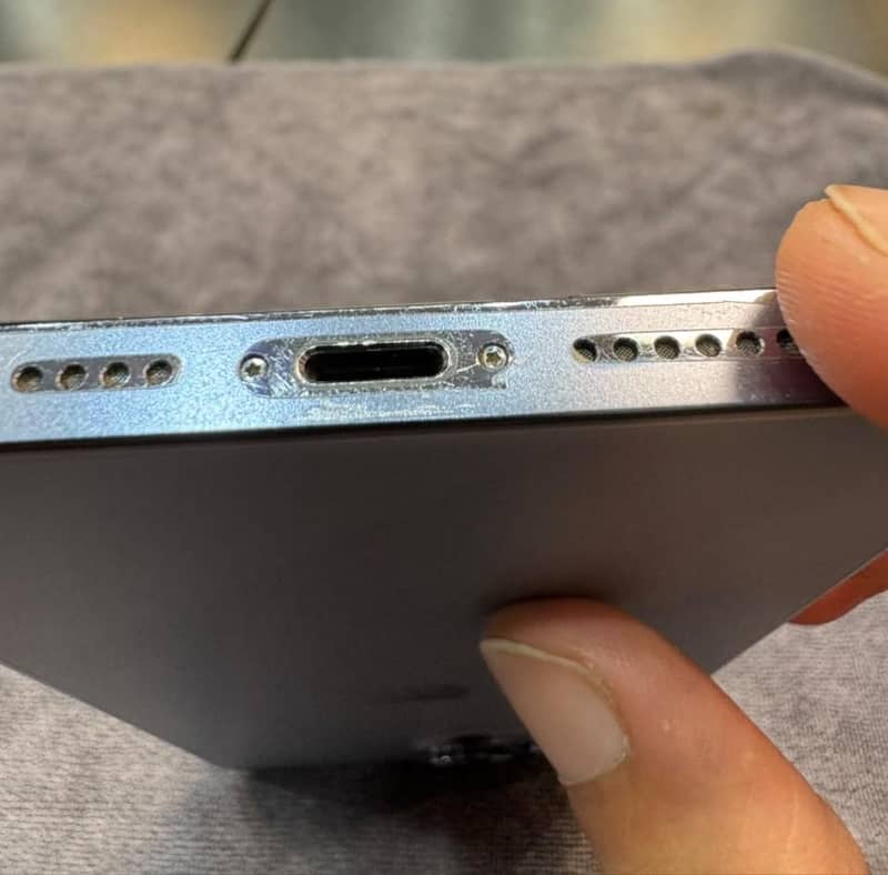 iPhone 13 Pro Max 1