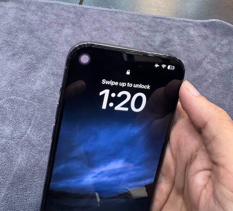 iPhone 13 Pro Max 2