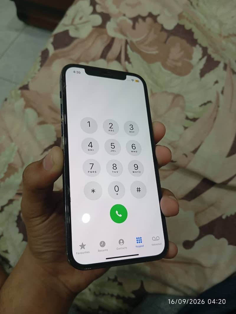 Apple iPhone 12 Pro 3