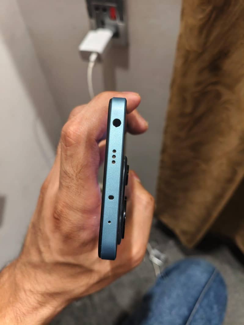 Xiaomi Redmi Note 14 11
