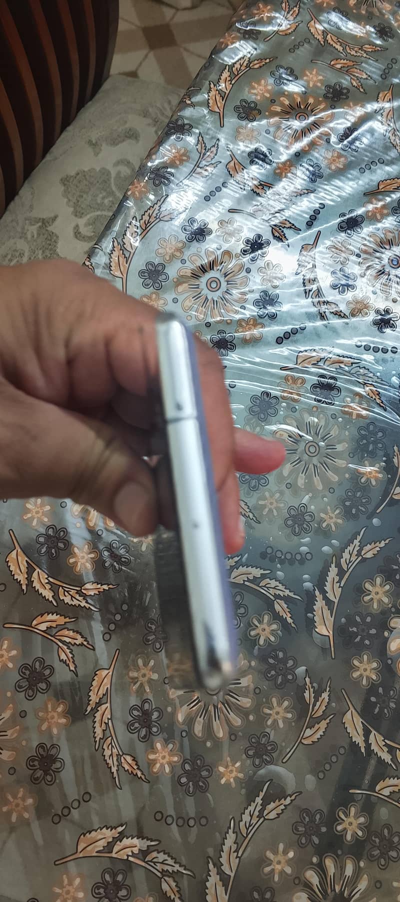 Samsung Mobile Note 10 Plus 4