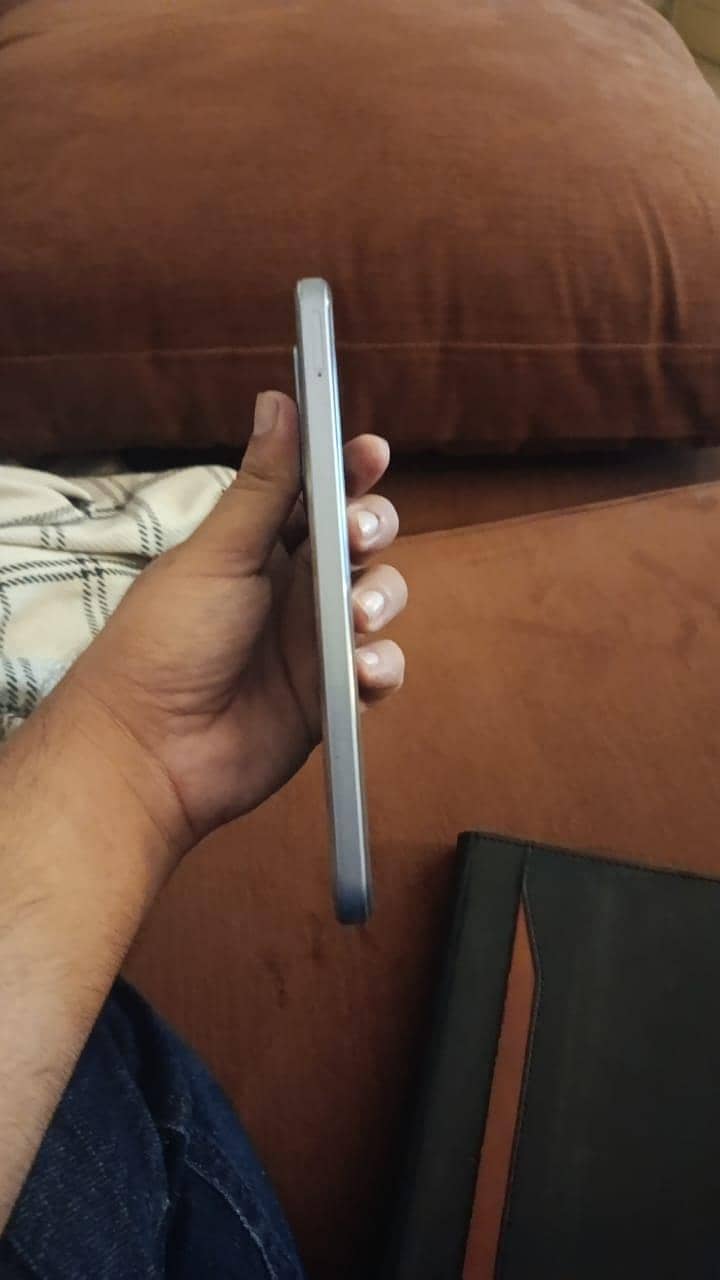POCO C85 10/10 CONDITION 2