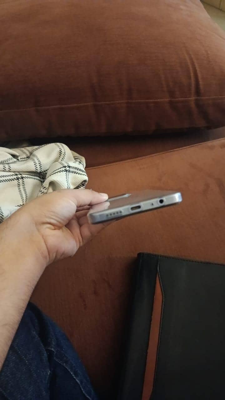 POCO C85 10/10 CONDITION 3
