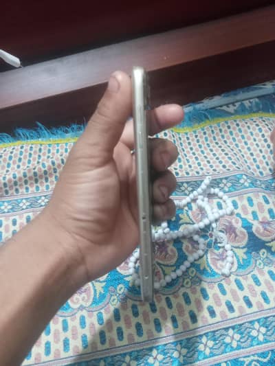 Samsung Mobile J5 Pro