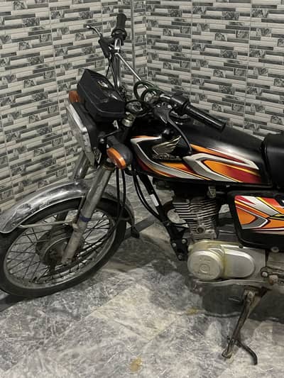 Cg 125 very less used and with clean engine