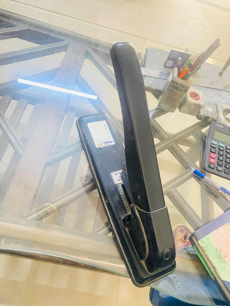 stapler 3
