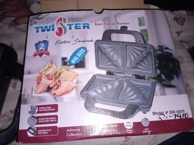twiSter company ka sandwich maker hai