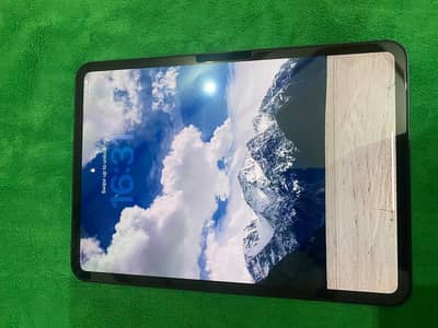 Apple iPad pro m4 256 GB storage new condition
