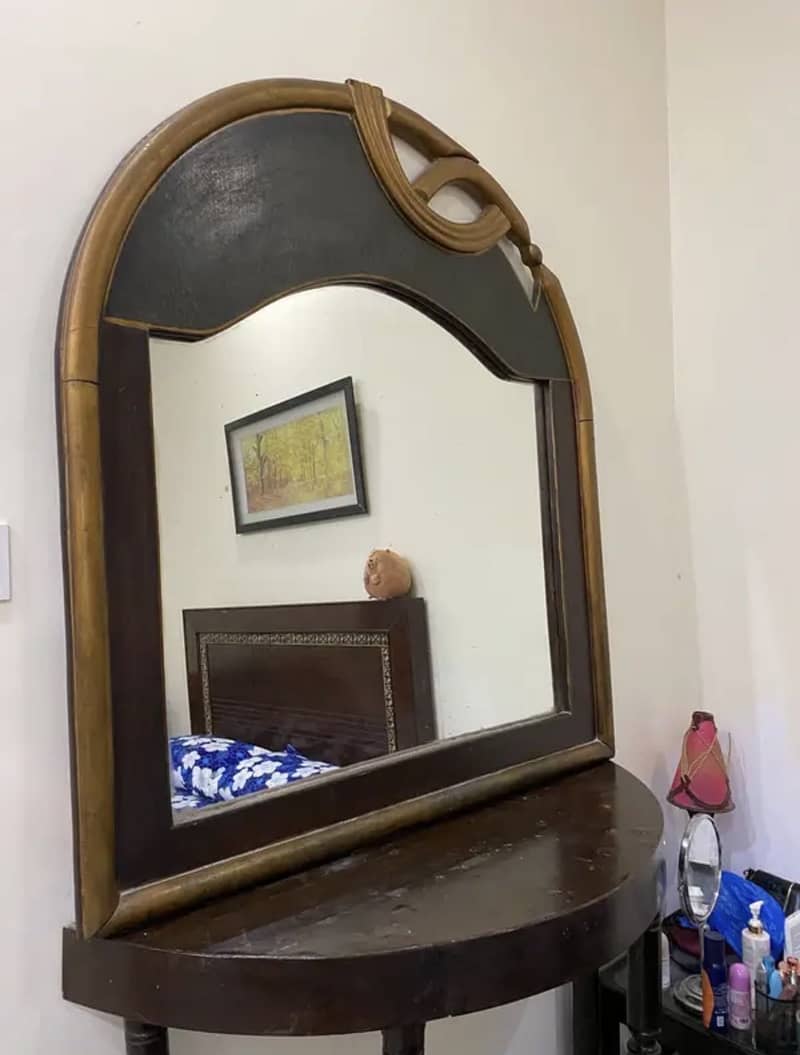 CONSOLE TABLE 1