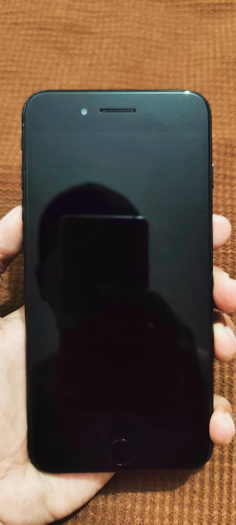 Apple iPhone 7 Plus 1