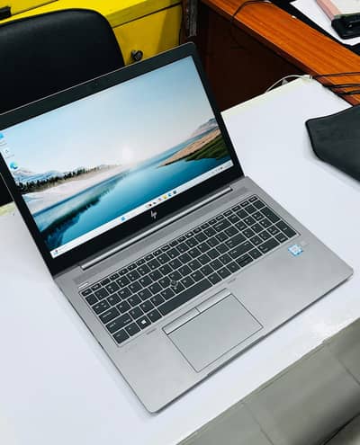 HP ZBOOK 15U (8th Generation) Intel i5 (15.6 inch)