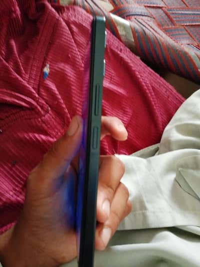 Vivo Y04