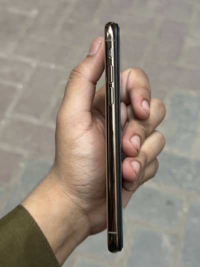 Apple iPhone Xs