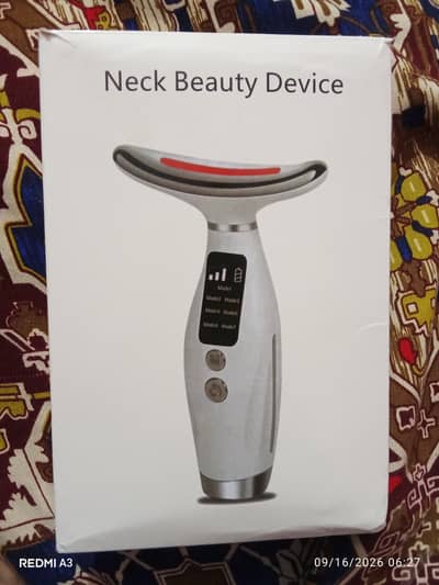 7 Color LED Light Therapy Wand – Beauty & Skincare Device