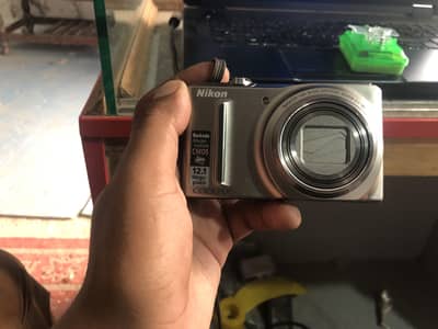 Nikon coolpix s9100